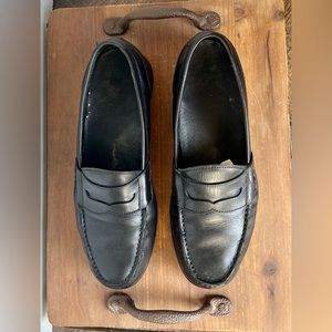 Cole Haan 9.5 penny loafers